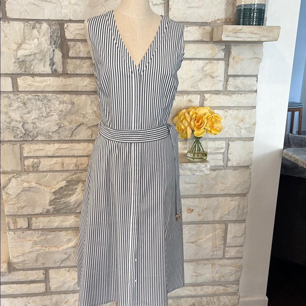 White House Black Market Gray and White Wrap Midi Dress